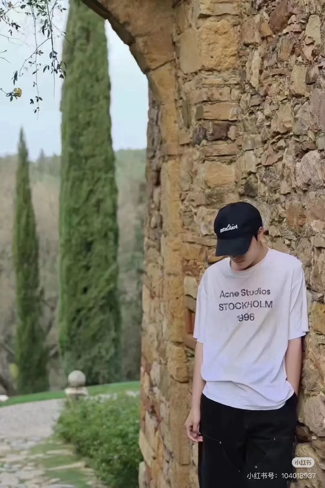 【 】Acne （White）